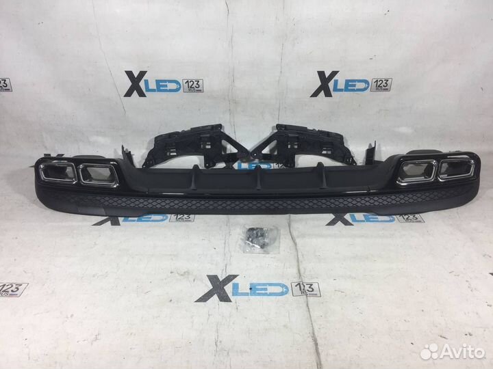 Диффузор с насадками Mercedes W212 AMG 6.3 рест