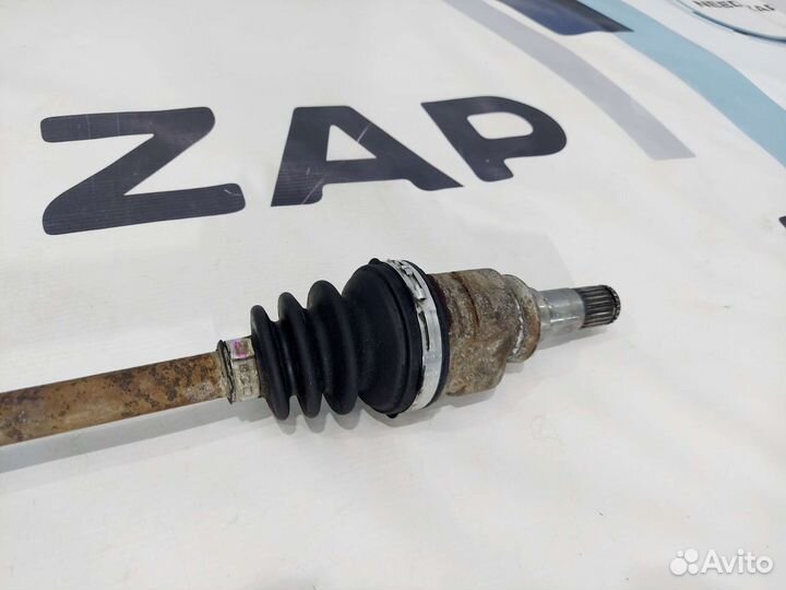 Привод правый Peugeot 107