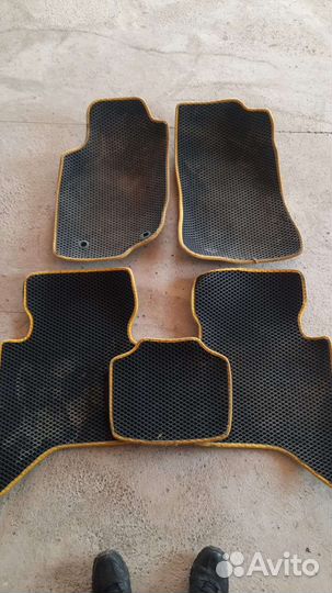 Коврики, оригинал, на Тойоту хайлюкс Пикап