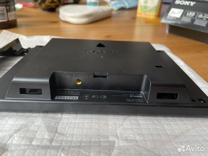 Цифровая фоторамка sony