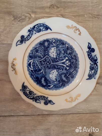 Блюдо. Фарфор. Гжель. СССР