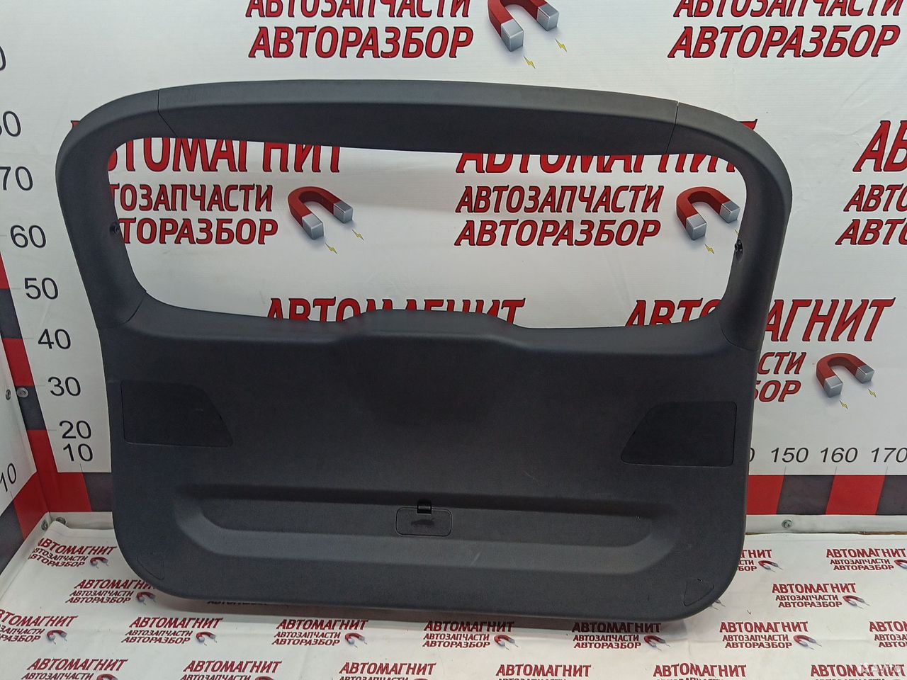 Обшивка крышки багажника Geely Coolray SX11