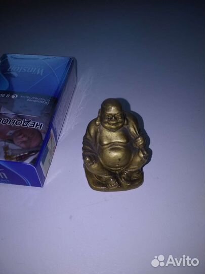 Сувенир.Фигурка бога достатка Хотэй