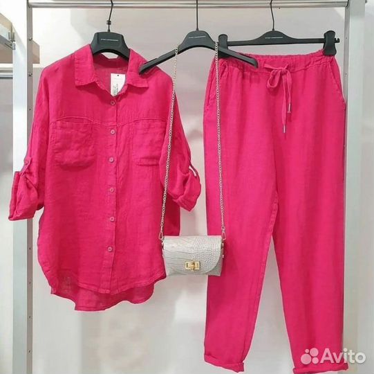 Костюм женский