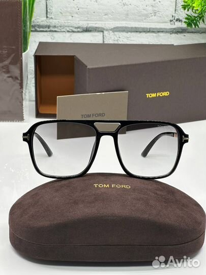 Солнцезащитные очки tom ford унисекс