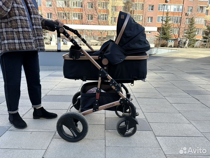 Коляска 2 в 1 luxmom