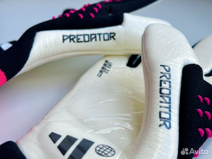 Вратарские перчатки adidas