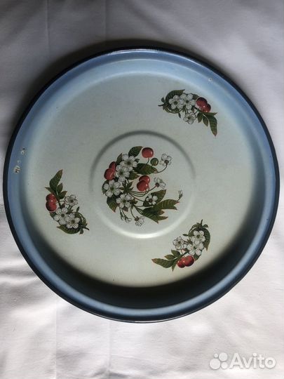 Блюдо эмаль времен СССР