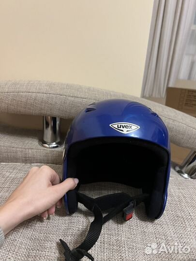 Горнолыжный детский шлем uvex