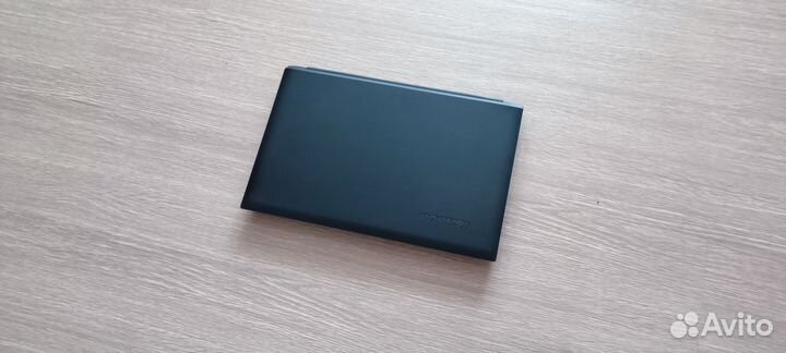 Lenovo i5/8gb ram/240 ssd