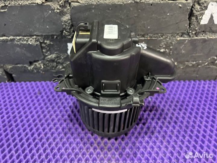 Мотор печки Renault Kaptur VF12R021AJ0780140 2018