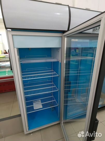 Холодильный шкаф