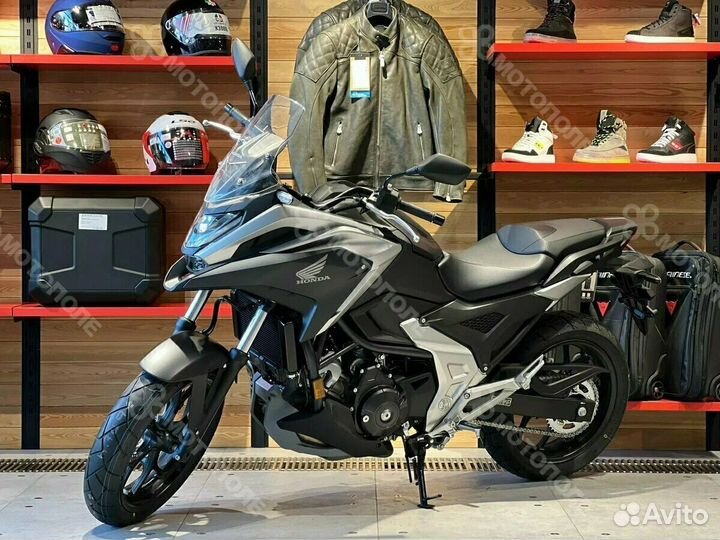 Мотоцикл Honda NC750X black metallic