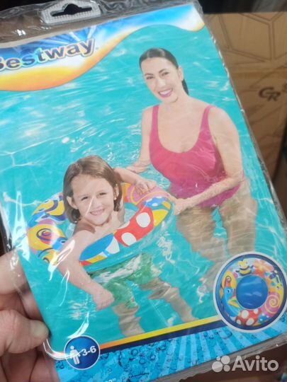 Детский надувной бассейн