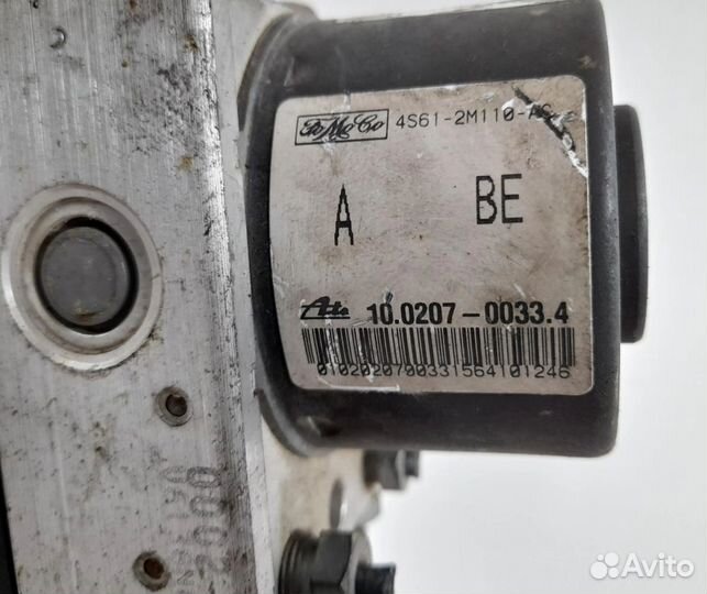 Блок абс 4S612M110AC Ford Fiesta 2000 - 2001 года