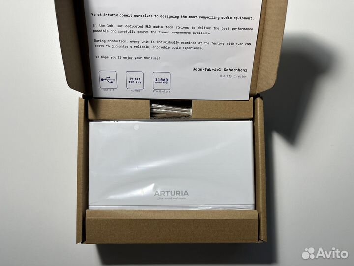 Звуковая карта Arturia Minifuse 1 White новая