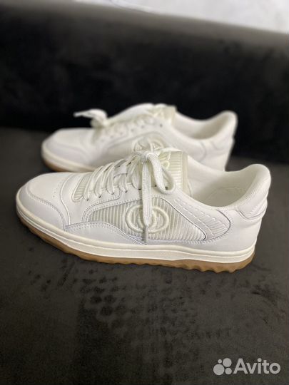 Женская обувь