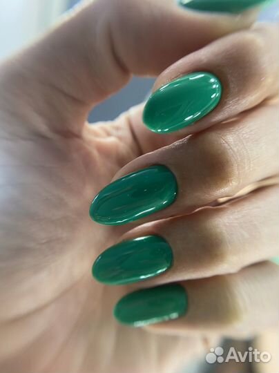 Маникюр и педикюр