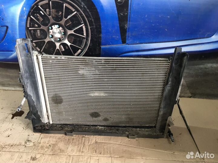 Радиатор кондиционера и гура с рамкой BMW 5 E60