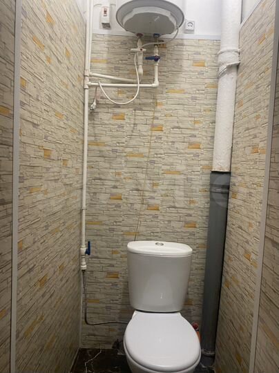 Комната 21 м² в 4-к., 1/5 эт.