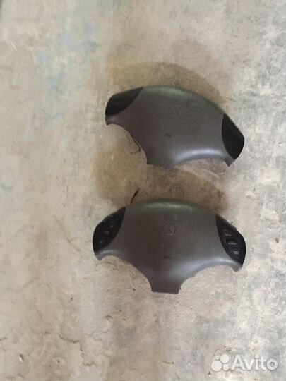 Подушки безопасности в руль Крайслер вояджер,додж