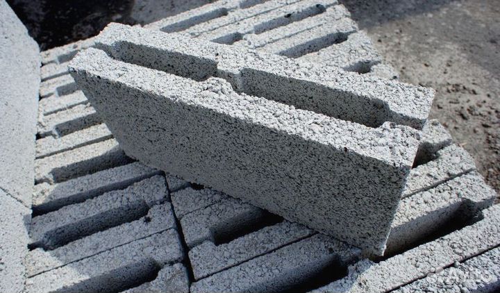 Керамзитоблок перегородочный пустотелый