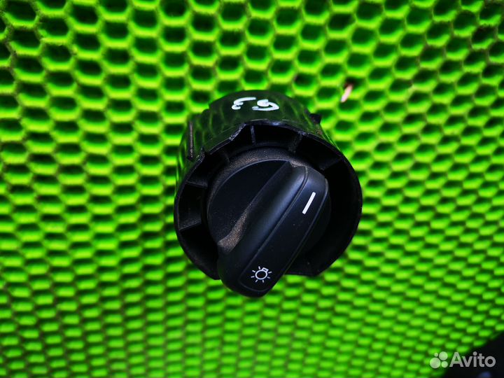 Переключатель света на Audi Q3 2012-2018