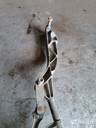 Трапеция дворников на Mercedes W211