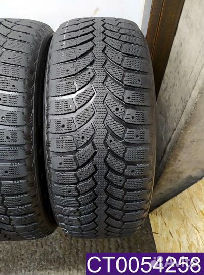 Bridgestone Blizzak Spike-01 285/60 R18 96T