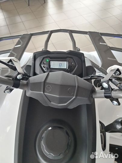 Квадроцикл Gladiator F200, белый
