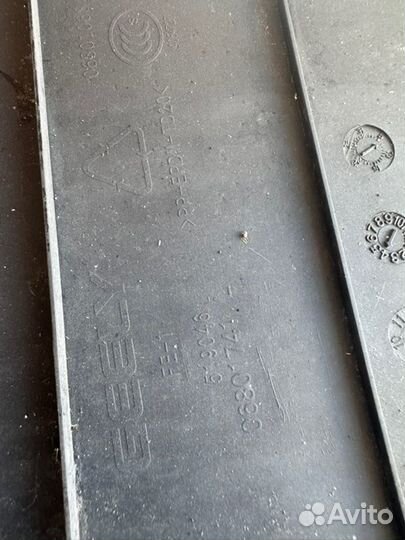 Накладка стойки левая Geely Emgrand Ec7 EC7