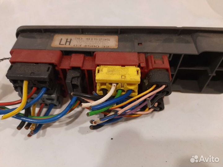 Блок кнопок стеклоподъемников Volvo V40 Вольво