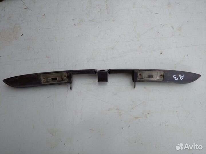 Накладка двери багажника Ауди А3