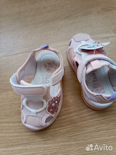 Сандалии детские
