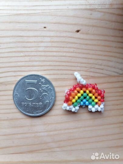 Подвеска из бисера