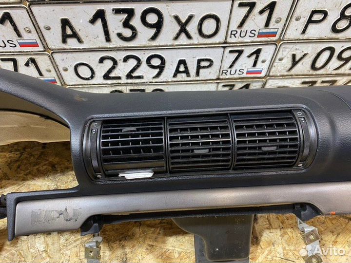 Торпедо Audi A4 B5 ADR 1998