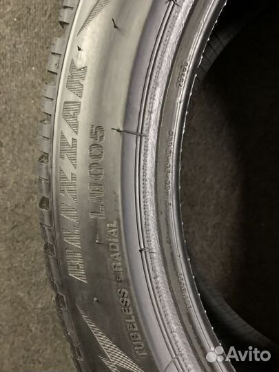 Bridgestone Blizzak LM-005 225/45 R18