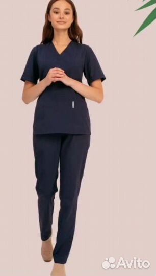 Медицинский костюм новый