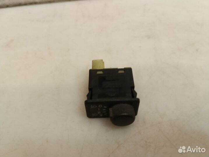 Кнопка корректора фар Nissan Almera N16 1.8 2001