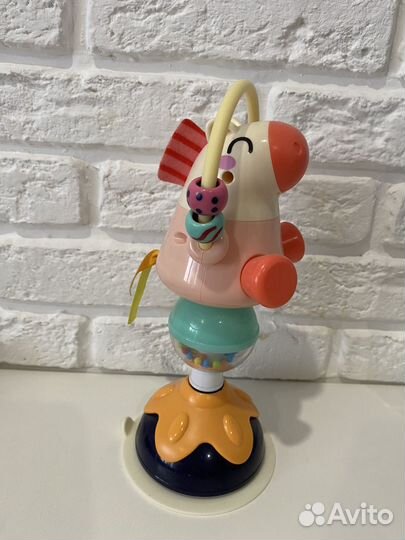 Игрушка на присоске baby go