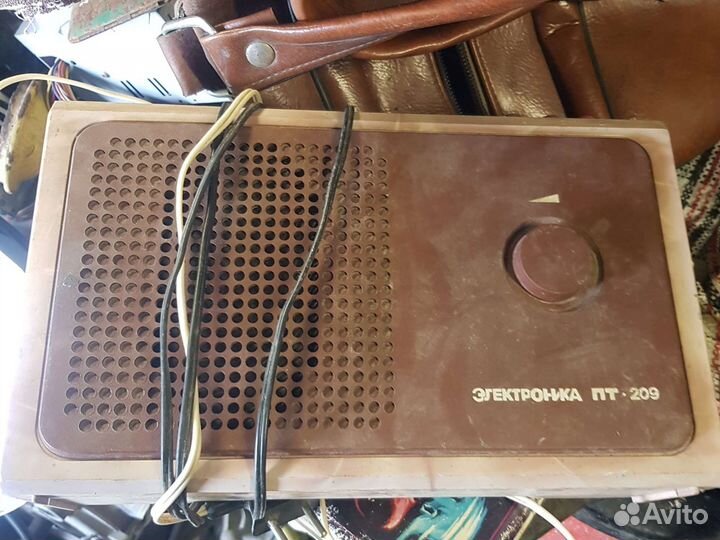 Трехпрограммный приемник Злектроника 209