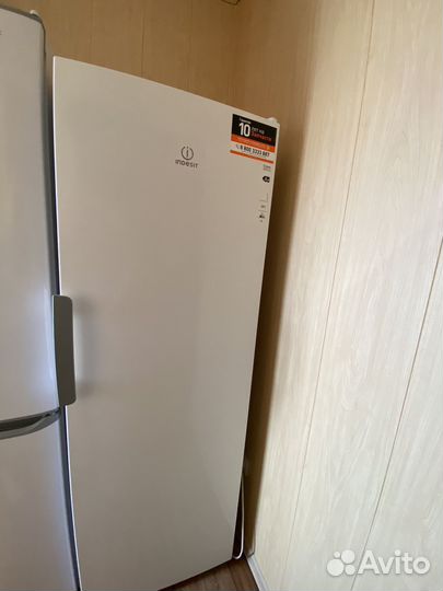 Морозильник indesit