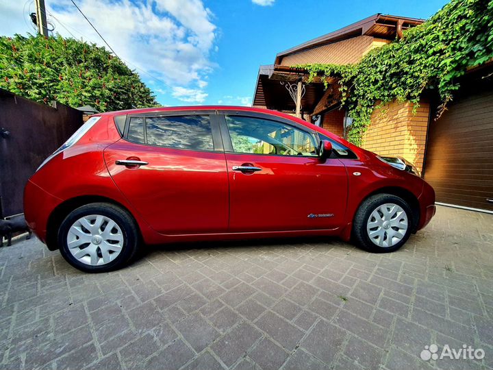 Nissan Leaf AT, 2013, 65 000 км