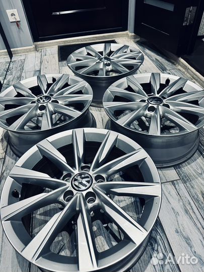 Колеса На Volkswagen R17. оригинал Пасат Джета