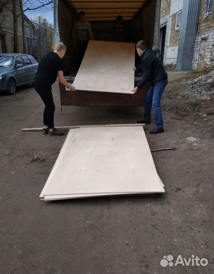 Грузчики. Рабочие на склады и производство