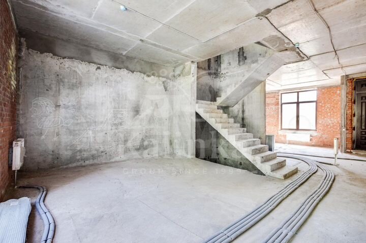 7-к. квартира, 353 м², 1/3 эт.