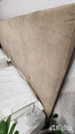 Кровать двухспальная