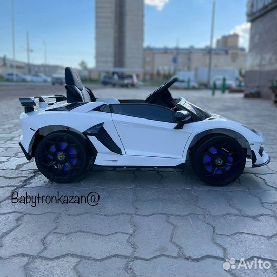 Детский электромобиль Lamborghini Aventador SVJ