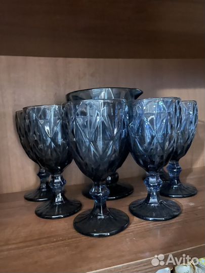 Графин и фужеры