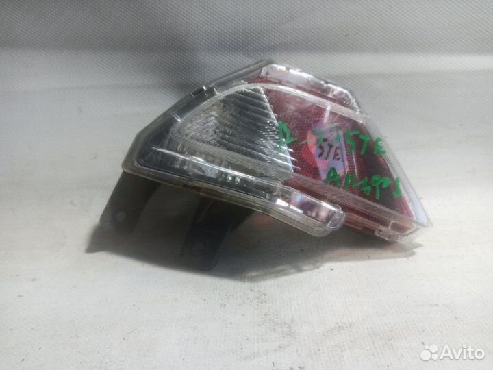 Фара противотуманная задняя левая Toyota Rav4 2016